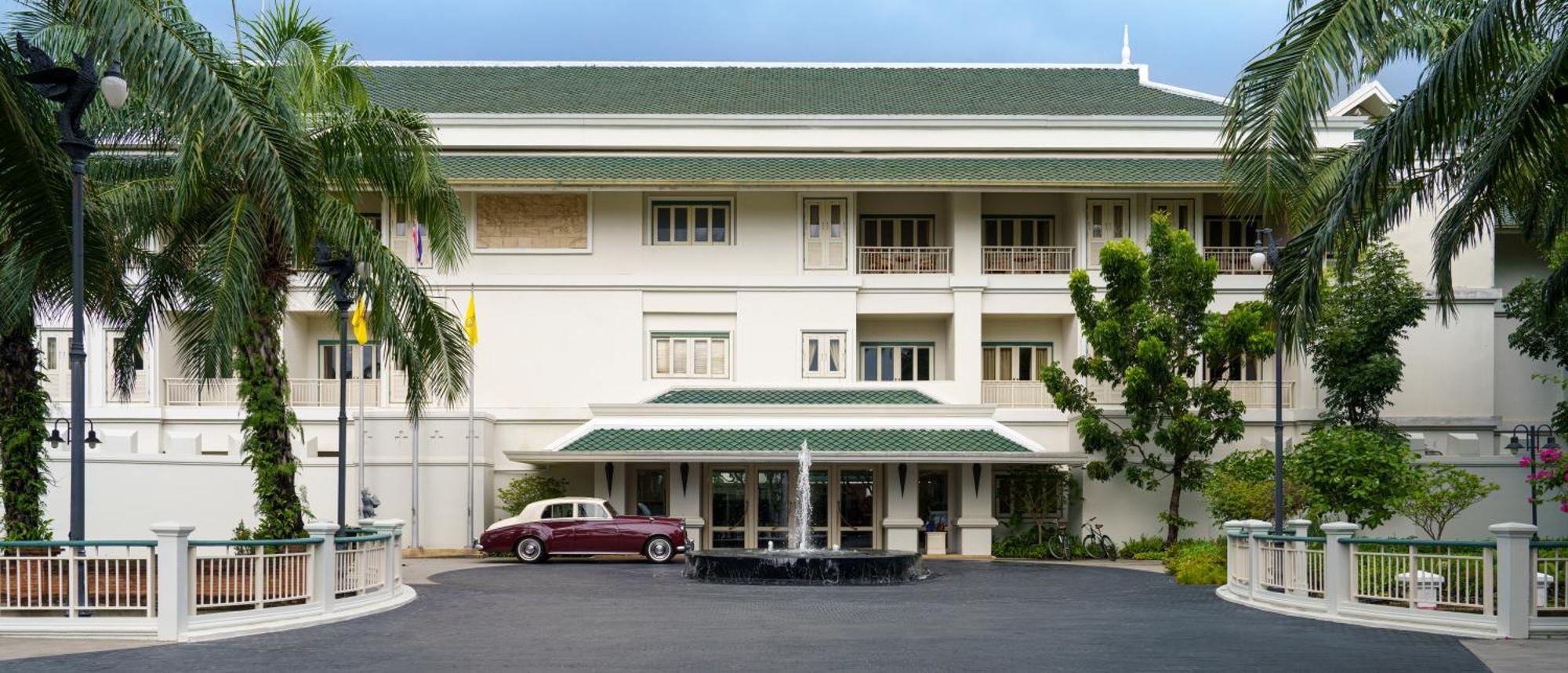 Kalanan Riverside Resort Nonthaburi Esterno foto