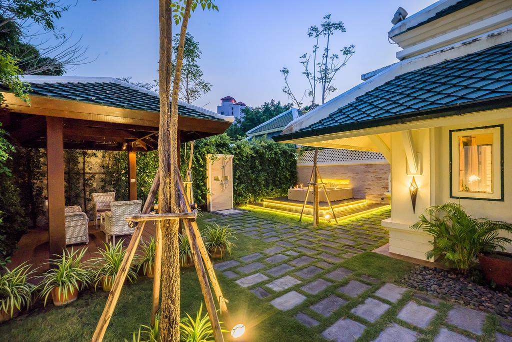 Kalanan Riverside Resort Nonthaburi Esterno foto