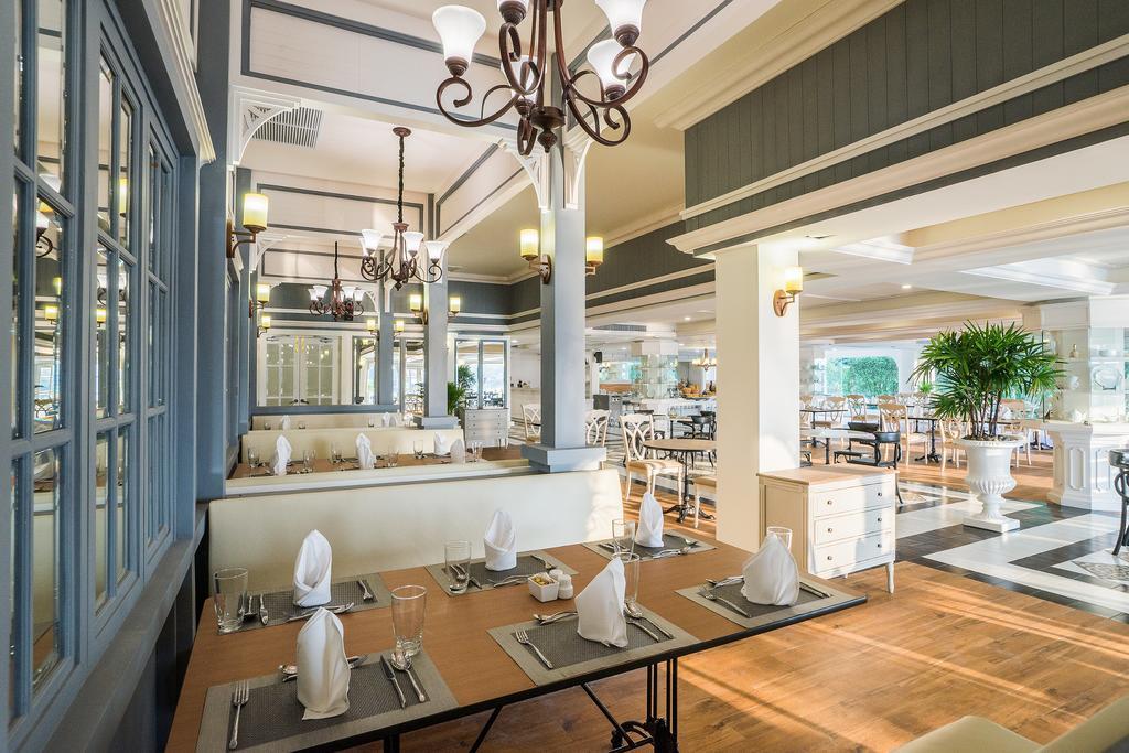 Kalanan Riverside Resort Nonthaburi Esterno foto